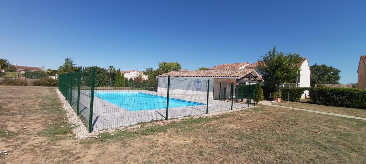 La Campagne Romantique - Avec Entree Autonome, Clim Neuve, Parking Prive & Sa Piscine ! - Saint-Sulpice  Exterior photo